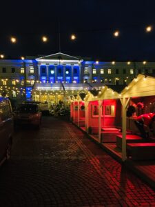 Tuomaan Markkinoiden valaistus